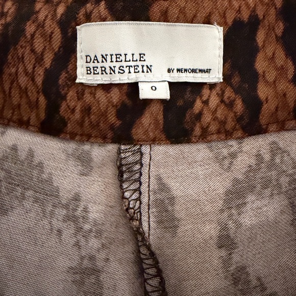 DANIELLE BERNSTEIN Brown Snake Print Pants - Picture 6 of 7